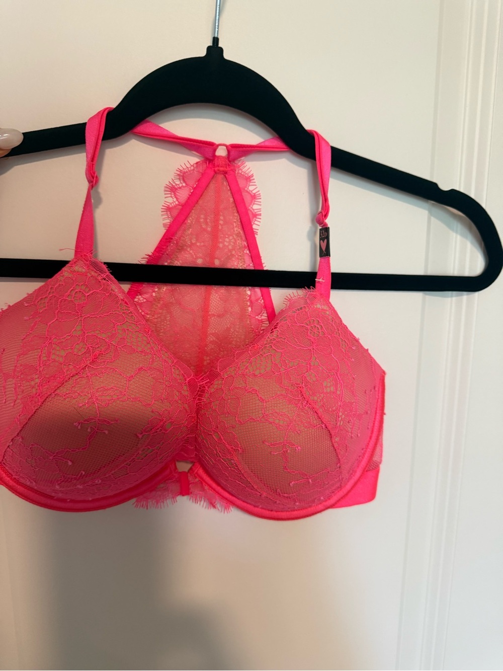 Victorias Secret Lace Push-Up Bra - Hot Pink